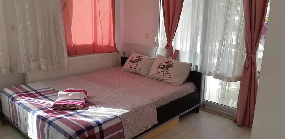 Merih Hotel Αλικαρνασσός 3*,